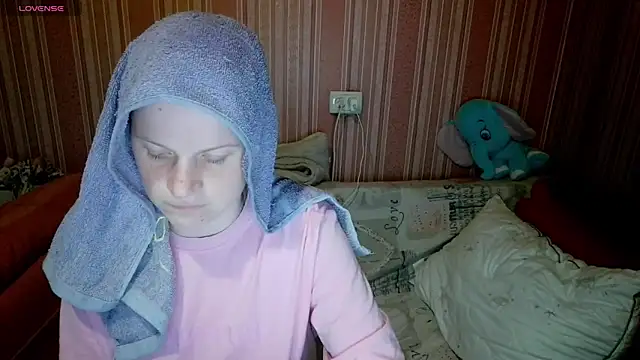 Snapshot of Kathlyn__Heath chatting on April 14, 2026, 8:58 pm Kathlyn Heath online show from April 14, 2026, 8:58 pm