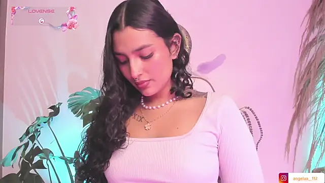 Snapshot of Anngel_1 chatting on October 23, 2025, 3:21 pm Anngel 1 online show from October 23, 2025, 3:21 pm