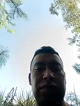 Diego leon27 online show from November 7, 2025, 8:24 pm