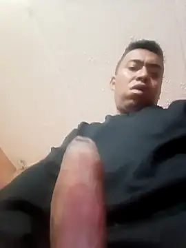 Diego leon27 online show from September 10, 2025, 2:21 am