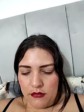 Mia Hampton online show from December 20, 2025, 9:50 pm