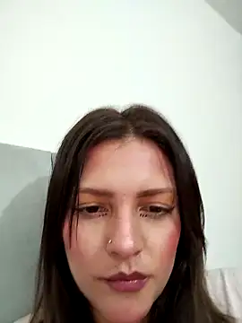 Mia Hampton online show from March 7, 2025, 7:16 pm