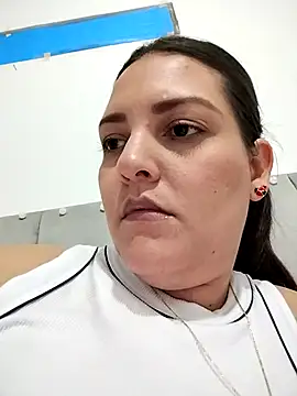 Mia Hampton online show from January 12, 2026, 11:42 pm