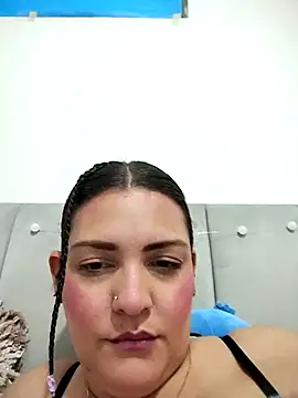 Mia Hampton online show from March 27, 2026, 9:27 pm