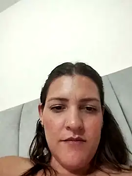 Mia Hampton online show from March 19, 2025, 3:41 am