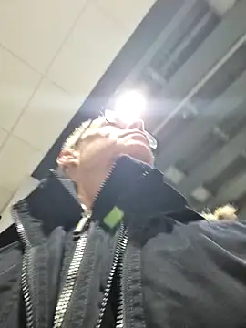 Snapshot of DarrenSullivanSlut chatting on December 2, 2024, 11:40 am DarrenSullivanSlut online show from December 2, 2024, 11:40 am