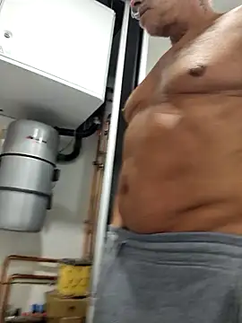 Snapshot of DarrenSullivanSlut chatting on January 24, 2025, 12:31 pm DarrenSullivanSlut online show from January 24, 2025, 12:31 pm