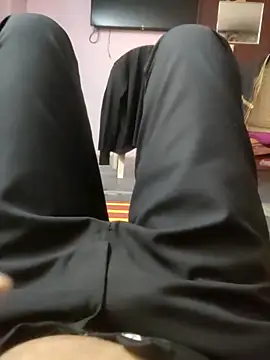 sandy-006 online show from November 10, 2025, 6:07 am