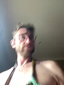 MaxSpadeErotica online show from May 23, 2026, 8:52 pm