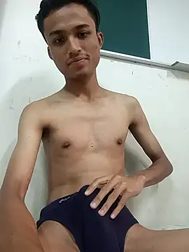 Hunter Hault online show from December 3, 2025, 10:47 am