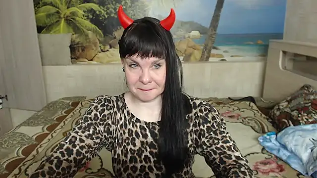 Snapshot of Aphelandra chatting on February 9, 2026, 5:44 pm Aphelandra online show from February 9, 2026, 5:44 pm