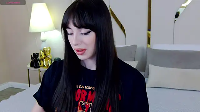 Betty Bridge online show from September 15, 2025, 5:19 am