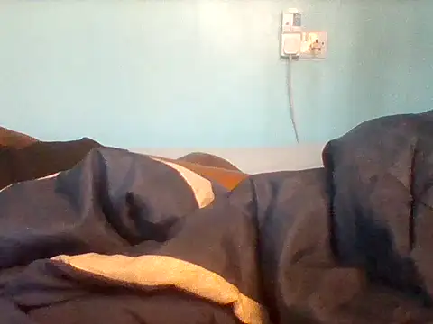 Snapshot of Eminent_Ride chatting on April 12, 2026, 11:35 am Eminent Ride online show from April 12, 2026, 11:35 am