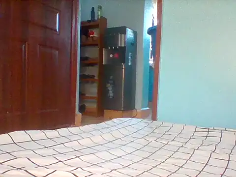 Snapshot of Eminent_Ride chatting on April 1, 2026, 1:41 pm Eminent Ride online show from April 1, 2026, 1:41 pm