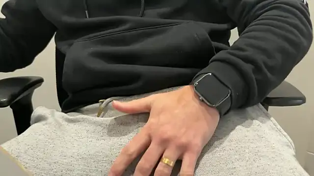 rickyi2023 online show from March 19, 2026, 2:17 pm