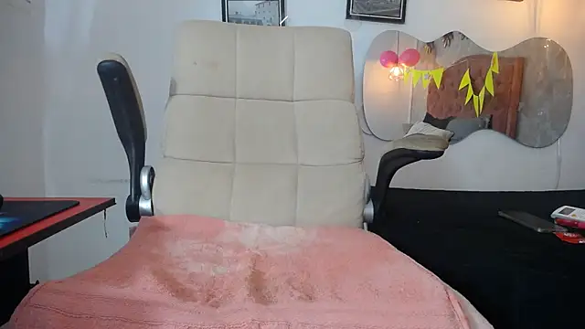 SHARICK GRECO online show from September 16, 2025, 12:17 pm