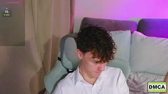 Snapshot of cute_thomas chatting on February 12, 2026, 5:23 pm cute thomas online show from February 12, 2026, 5:23 pm