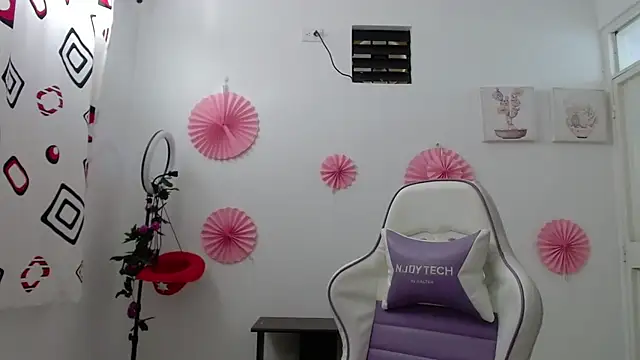 InocentHeaven1 online show from January 13, 2026, 12:20 pm