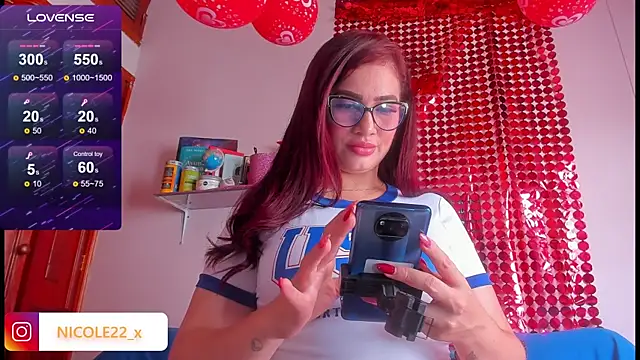 Snapshot of Nicole_x chatting on February 23, 2025, 2:04 pm Nicole x online show from February 23, 2025, 2:04 pm