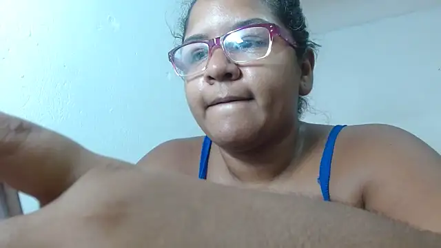 victoris online show from February 9, 2026, 7:45 pm