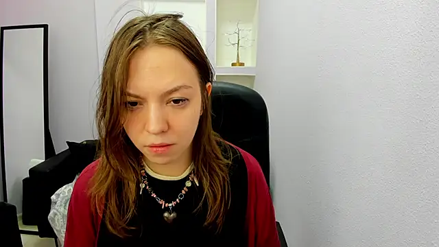 Persephoni online show from April 12, 2026, 5:05 pm