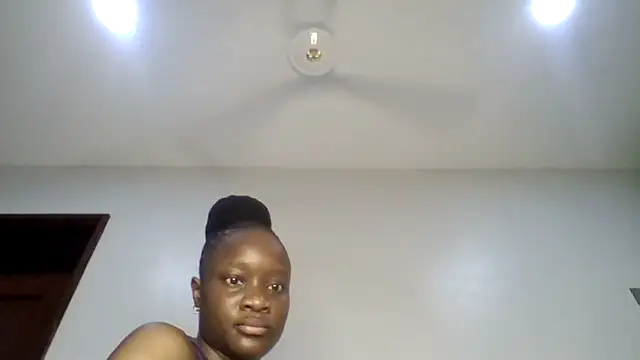 Snapshot of sweet_sassy_ chatting on April 15, 2026, 1:44 am sweet sassy online show from April 15, 2026, 1:44 am