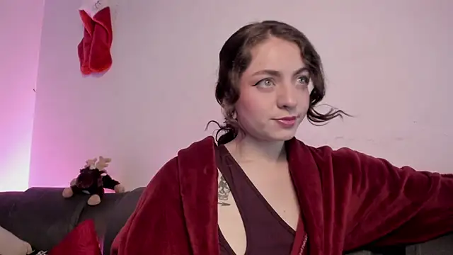 Snapshot of Agathaks chatting on February 7, 2026, 12:40 am Agathaks online show from February 7, 2026, 12:40 am