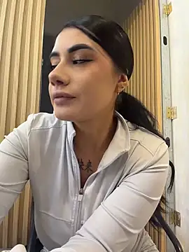 clarachanelricek online show from May 26, 2026, 8:29 pm