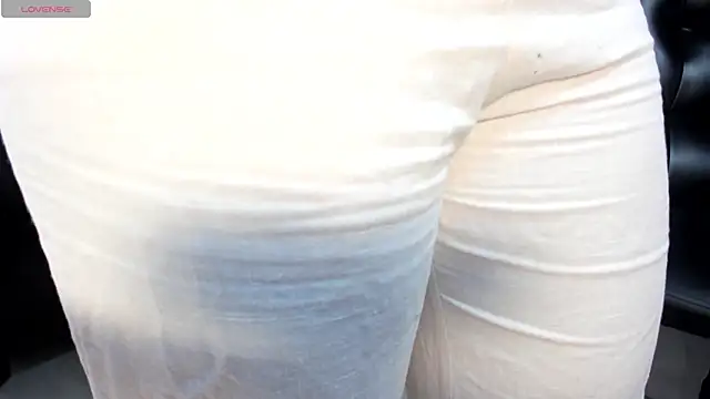 SophieBarnett online show from March 26, 2026, 12:42 am