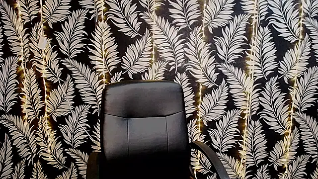 Olivia playful online show from March 6, 2025, 3:24 pm