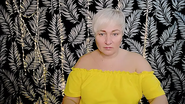 Olivia playful online show from December 15, 2025, 12:44 pm