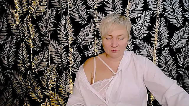 Olivia playful online show from September 14, 2025, 11:10 am