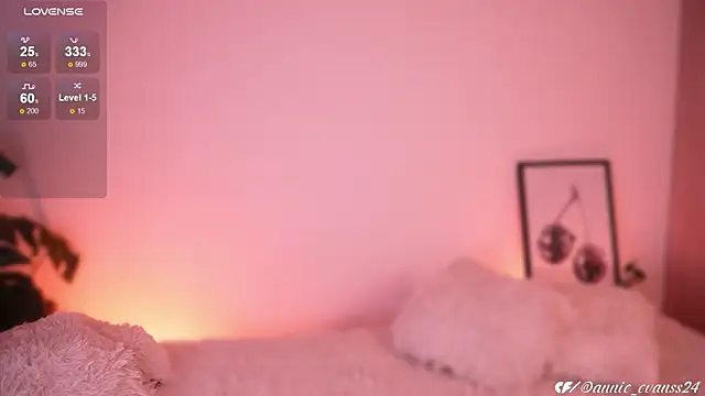 Snapshot of annie24_evans chatting on February 26, 2025, 2:30 am annie24 evans online show from February 26, 2025, 2:30 am