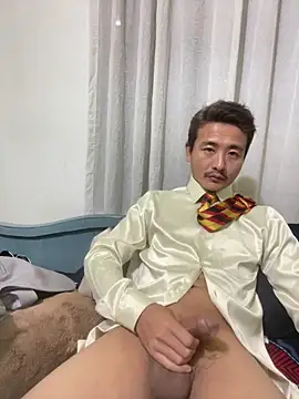 Satinshirt1992 online show from December 16, 2025, 3:49 pm