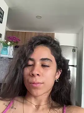 Snapshot of cata_batnati chatting on February 8, 2025, 8:42 pm cata batnati online show from February 8, 2025, 8:42 pm