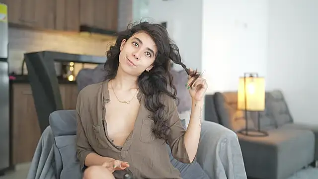 Snapshot of cata_batnati chatting on April 20, 2026, 2:40 pm cata batnati online show from April 20, 2026, 2:40 pm