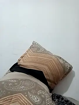 Snapshot of Lent_Medium chatting on November 12, 2025, 5:50 pm Lent Medium online show from November 12, 2025, 5:50 pm