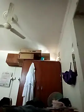 Lent Medium online show from April 10, 2026, 6:20 am