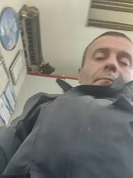 muscularsexy online show from April 9, 2026, 10:54 am