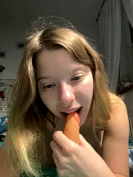 kimczii online show from December 19, 2025, 7:33 am