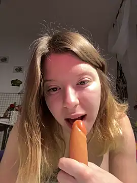 kimczii online show from March 3, 2026, 7:26 am