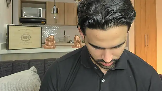 BradleySmithx online show from October 10, 2025, 11:27 pm