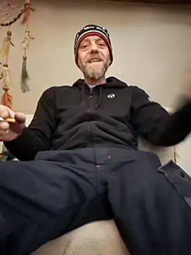 Snapshot of eddouxxx78 chatting on March 12, 2025, 4:13 pm eddouxxx78 online show from March 12, 2025, 4:13 pm