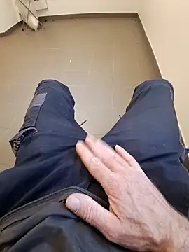 eddouxxx78 online show from June 18, 2026, 10:53 am