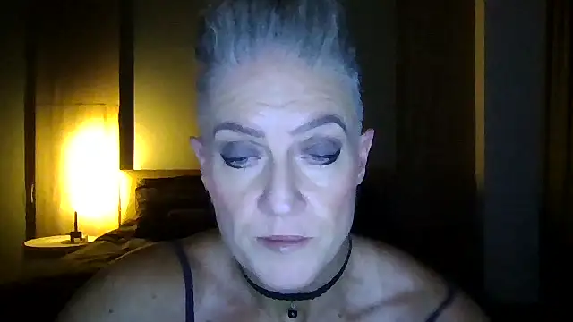 Devon2020 online show from November 11, 2025, 11:49 am