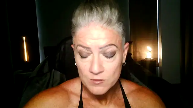 Snapshot of Devon2020 chatting on January 18, 2026, 11:24 am Devon2020 online show from January 18, 2026, 11:24 am