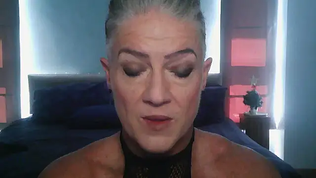 Devon2020 online show from December 19, 2025, 7:00 am