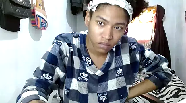 Snapshot of angelamarie1 chatting on March 17, 2025, 1:39 pm angelamarie1 online show from March 17, 2025, 1:39 pm