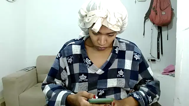 angelamarie1 online show from December 5, 2025, 11:20 am