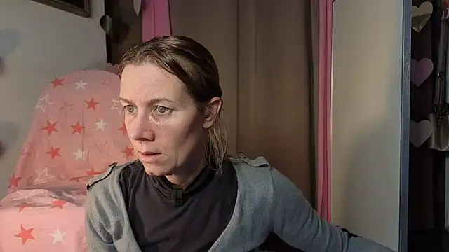 Snapshot of Lola_Belgium chatting on February 25, 2026, 7:52 am Lola Belgium online show from February 25, 2026, 7:52 am